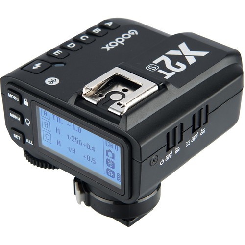 Радиосинхронизатор Godox X2T-F TTL для Fujifilm