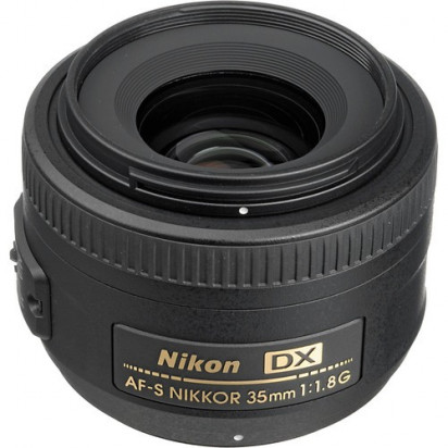 Объектив Nikon AF-S DX NIKKOR 35mm f/1.8G