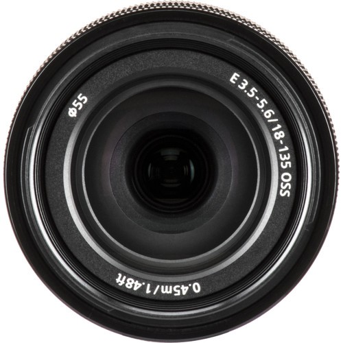 Объектив Sony E 18-135mm f/3.5-5.6 OSS 