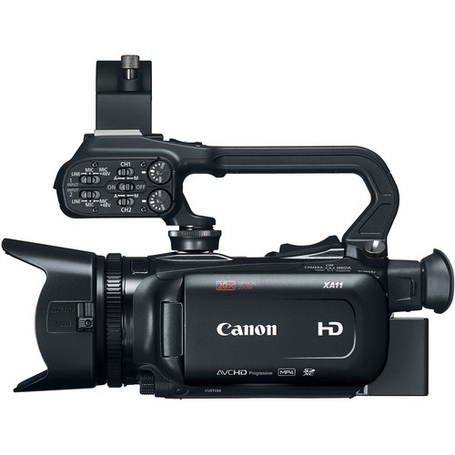 Видеокамера Canon XA11 + аккумулятор Canon BP-820