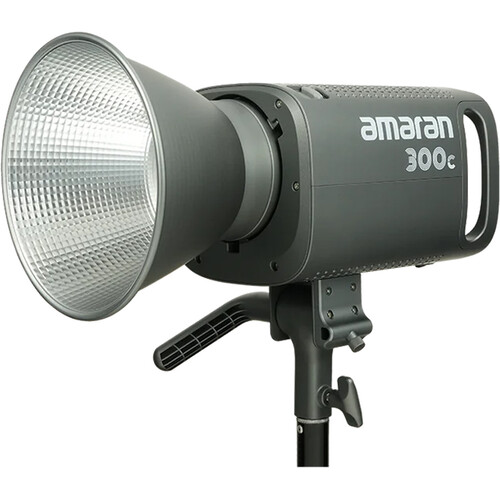 Светодиодный осветитель Aputure Amaran 300c RGB