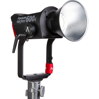 Светодиодный осветитель Aputure LS 600d Light Storm Daylight LED Light