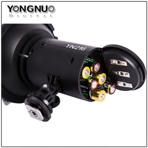 Светодиодная панель на камеру YN-216 +  питания AC Adapter 12V 2A .